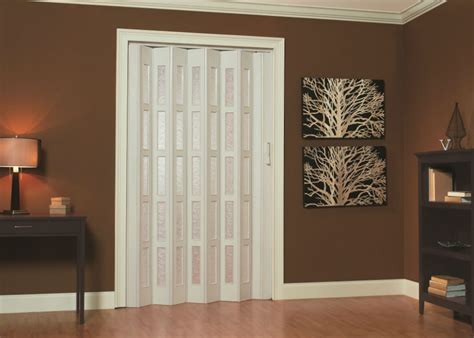 PANELFOLD® SCALE/6® GLAZEDOR® FOLDING DOOR | Accordion Doors | Custom Accordion Doors