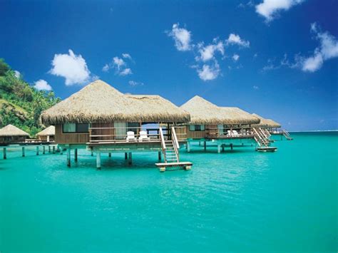 Top 11 Resorts Around the World