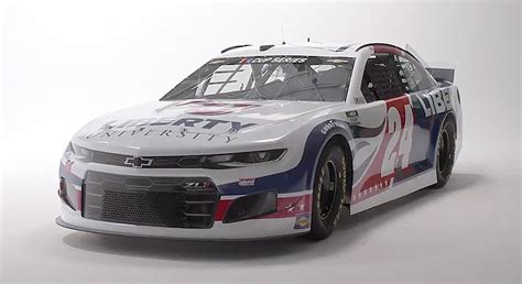 Hendrick Motorsports, Byron reveal Liberty No. 24 for 2021 | NASCAR