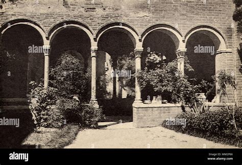 Tomb Of Romeo And Juliet High Resolution Stock Photography and Images - Alamy