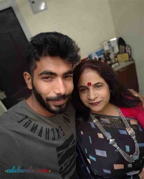 Jasprit Bumrah (Cricketer) Biography, Age, Height, Wife, Family, Net ...