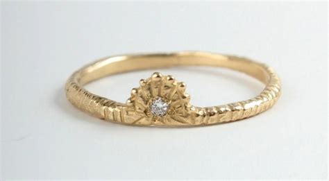 Unique engagement and wedding rings by Catbird | Bridal Musings