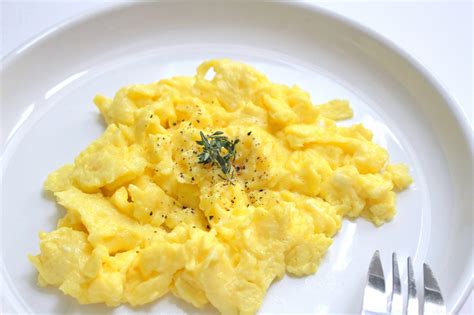 Fluffy Scrambled Eggs