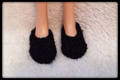 IMG_6716.JPG | Sensible shoes, Crochet barbie clothes, Barbie doll ...