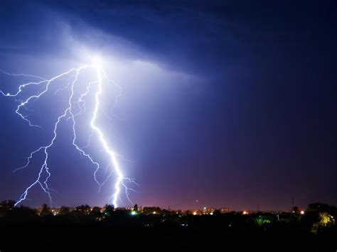 Tormenta eléctrica - Definición, efectos y tipos