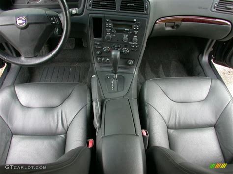 Graphite Interior 2004 Volvo S60 2.5T Photo #52949268 | GTCarLot.com