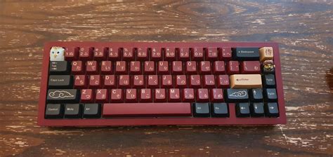 Savage65 + gmk_red samurai | Keyboards, Keyboard, Gaming setup