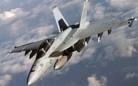 McDonnell Douglas F/A-18 Hornet Top Speed - speedsdb.com