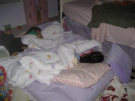 A Silly Mommy of 2 Silly Girls: Sleepover