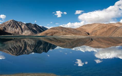 Pangong Lake Full HD Wallpaper and Background Image | 1920x1200 | ID:641406