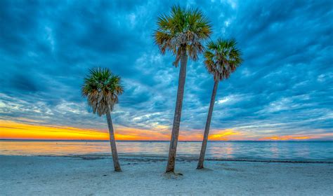 Cloudy Sunset -Tampa, Florida Photograph by Lance Raab