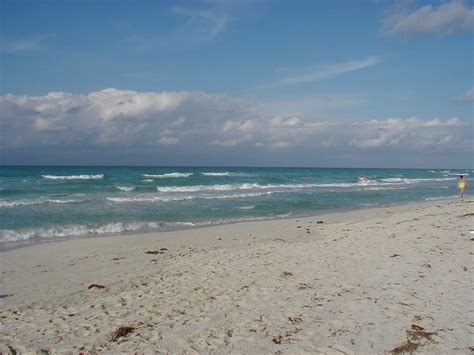 Varadero Beach | While hotels are strewn all over Varadero a… | Flickr