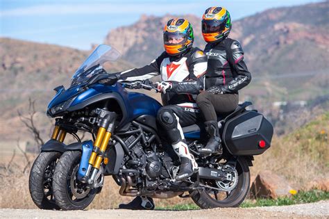 2019 Yamaha Niken GT Two-Up Test: Passenger-Friendly Motorcycle