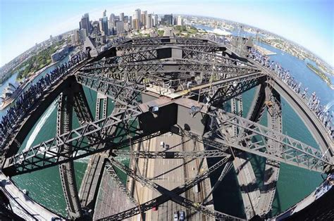 Record bridges of the world