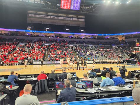 Checking in from Arch Madness : r/CollegeBasketball