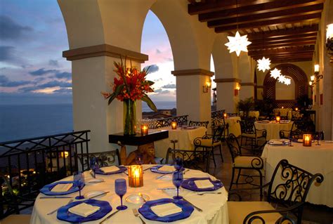 Pueblo Bonito Sunset Beach Review: A Dramatic Sun-Kissed Resort | Sand ...