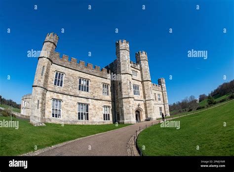 Leeds Castle, Kent, UK Stock Photo - Alamy