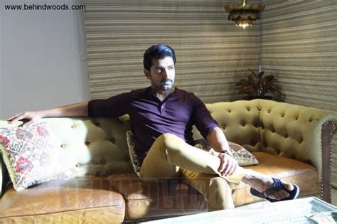 Thadam (aka) Thaadam photos stills & images