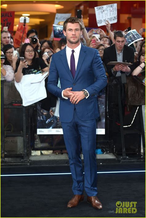 Photo: chris hemsworth chris evans avengers premiere 05 | Photo 3352431 ...