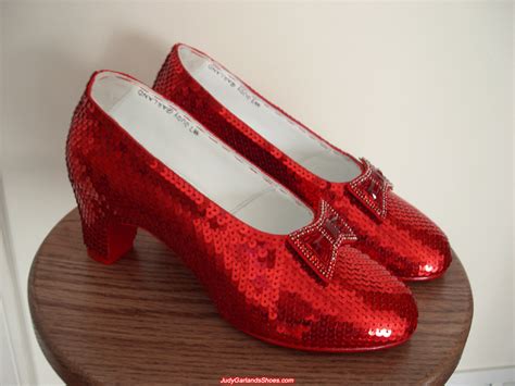 Lao Pride Forum - Ruby Slippers for a flight attendant