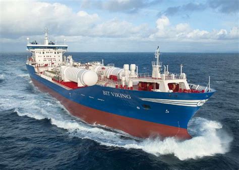 Liquified Natural Gas (LNG) as Fuel for The Shipping Industry