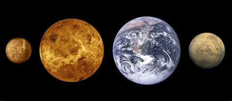 Fichier:Terrestrial planet size comparisons edit.jpg — Wikipédia