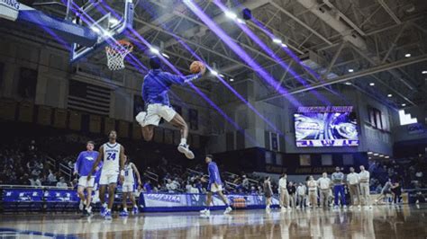 Basketball Dunks GIF by Hofstra University - Find & Share on GIPHY