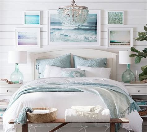 Coastal Bedroom Ideas (Elements of Coastal Decorating Style) - The Good Luck Duck