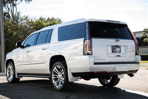 Used 2017 Cadillac Escalade ESV Luxury For Sale ($63,900) | Marino Performance Motors Stock #351024