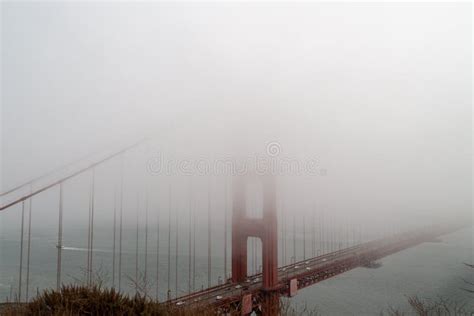 Golden Gate Bridge in fog stock image. Image of cliff - 191925331