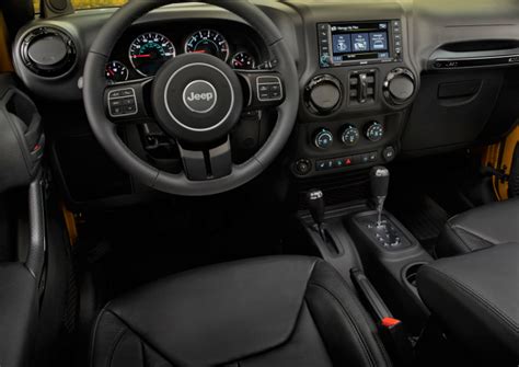 2019 Jeep Scrambler interior | Jeep scrambler, New cars, Scrambler