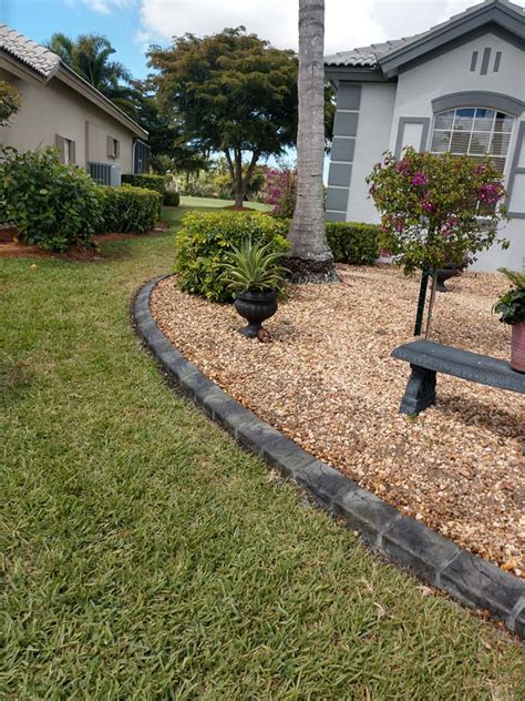 Concrete Curbing Installation | Cape Coral, FL | Creative Curbing