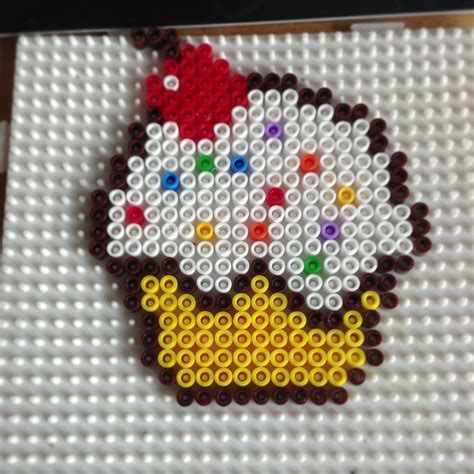 Cupcake Hama/Perler Beads by MattisamazingPS on DeviantArt