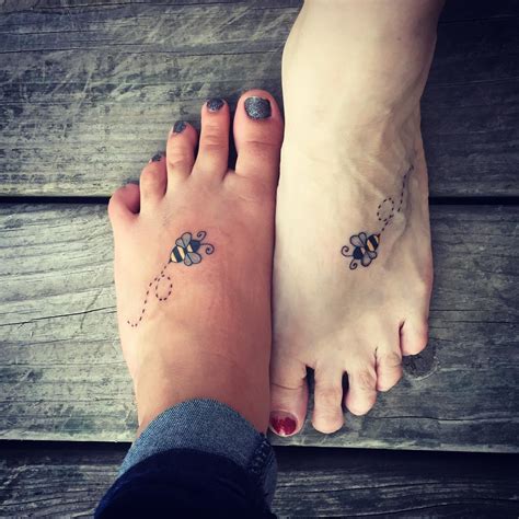 31 Beautifully Mother Daughter Tattoo Ideas Pictures