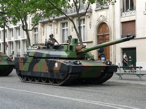 Leclerc main battle tank [2.560px 1.920px] Army Vehicles, Armored ...