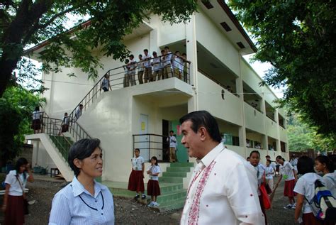 Marinduque Rising: Marinduque National High School new building