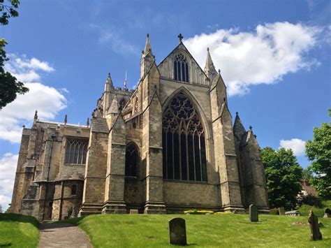 15 Best Places to Visit in North Yorkshire (England) - The Crazy Tourist | Ripon cathedral ...