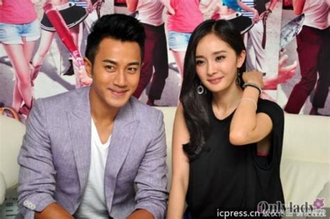 Chinese host claims that Hawick Lau and Yang Mi are divorced after analysing her fengshui