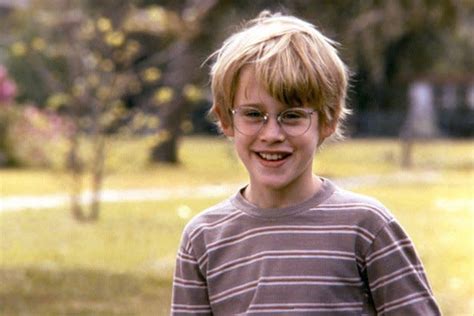 Macaulay Culkin Remembers That Time He Took the ‘Most ’90s Photo Ever ...