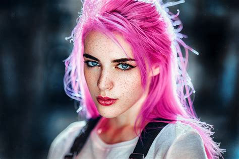 Wallpaper : women, blue eyes, pink hair, freckles, eyeliner, Gustavo ...