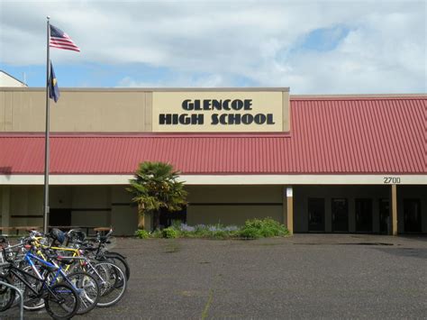 Glencoe student-athletes react to lockdown scare after report of armed student - OregonLive.com