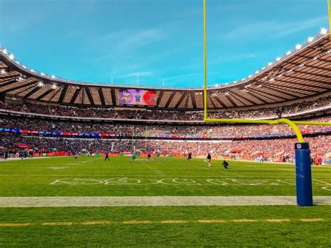 London NFL fans & Ultimate NFL London Games guide