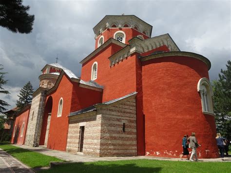 TAJNA DREVNOG SRPSKOG MANASTIRA: Zašto je Žiča baš CRVENE BOJE? — ISTORIJSKI ZABAVNIK