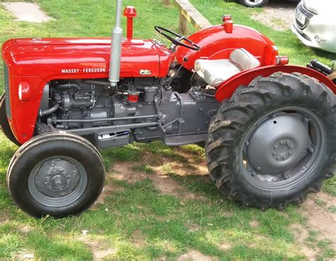 Massey Ferguson 35 Restoration - Bill Collinson