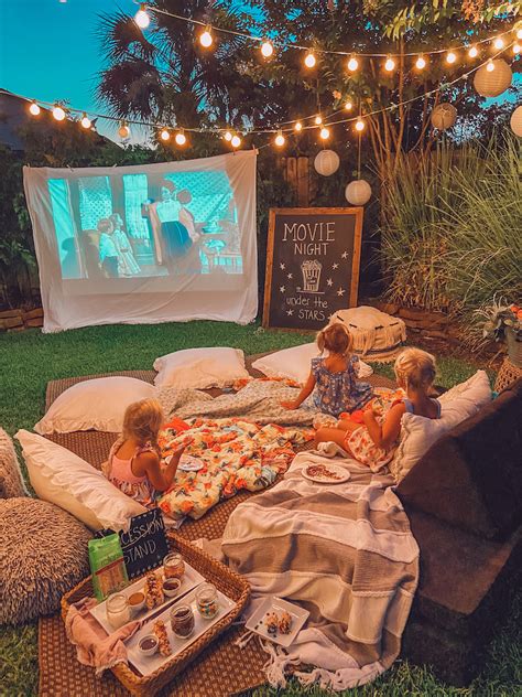 Backyard Movie Night at Home for Summer - Life By Leanna | Diy backyard movie night, Diy ...