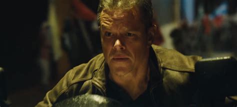 Jason Bourne Clips: Matt Damon Talks to Tommy Lee Jones and Runs from ...