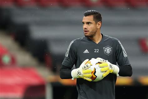 Former Manchester United goalkeeper Sergio Romero signs for Venezia ...