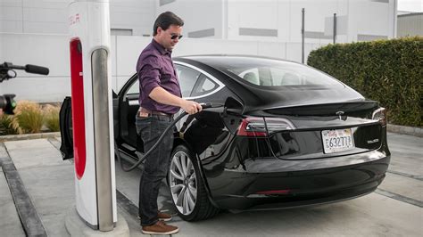 Tesla V3 Supercharger: We Put the Latest Fast Charger to the Test