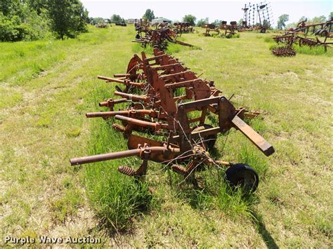 Row crop cultivator in Skiatook, OK | Item FO9925 sold | Purple Wave