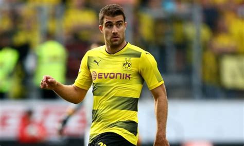 Sokratis arrives in UK to finalise Arsenal transfer | Sportslens.com